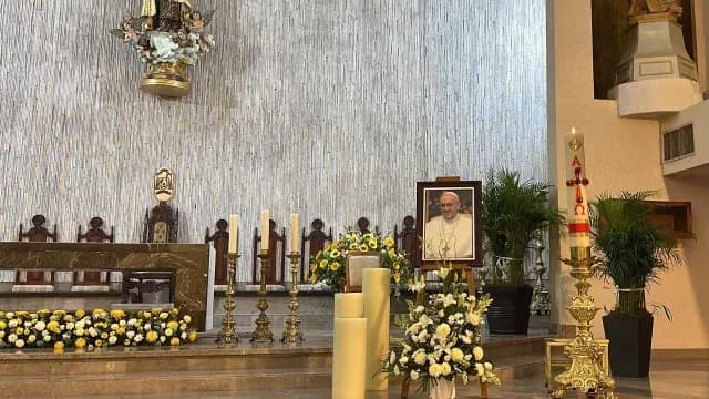 DESPIDEN AL PAPA EN TORREÓN