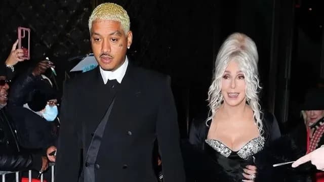 Cher planea boda con novio 40 años menor