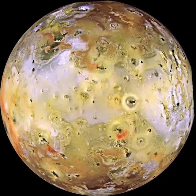 Luna Ío de Júpiter fotografiada por la NASA