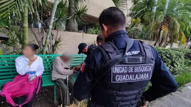 Mujer de la tercera edad regresó a casa