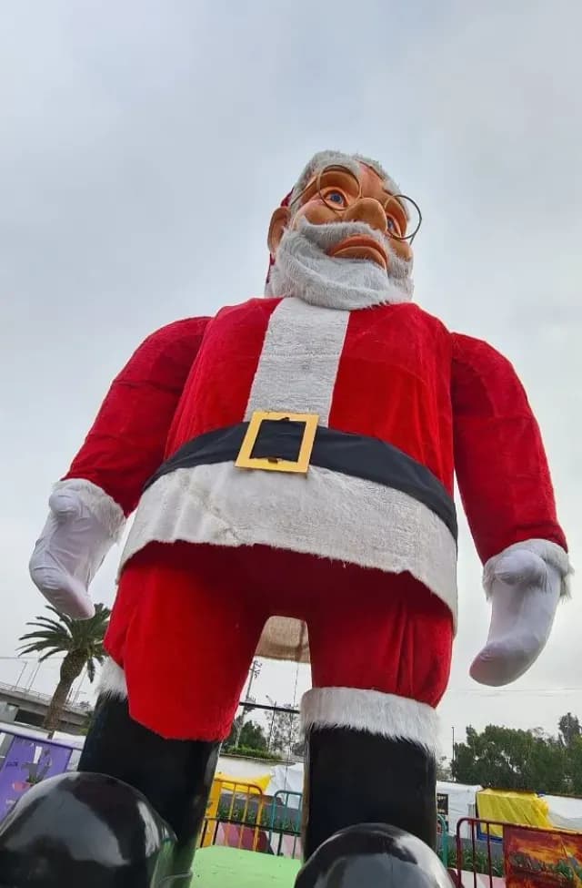 Santa Claus Gigante de CDMX