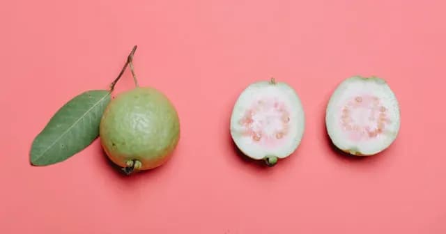 Guayaba es la fruta con más vitamina C