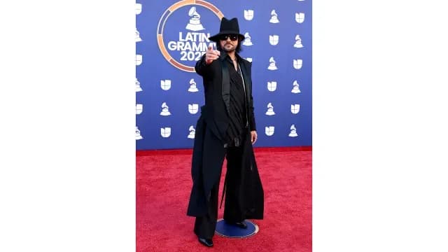 Beto Cuevas en el Grammy Latino 2025.