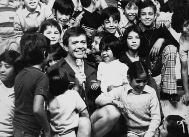 Chabelo En Familia con Chabelo