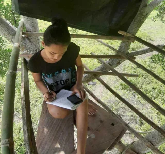 Daniela Sarmiento mientras tomaba una clase