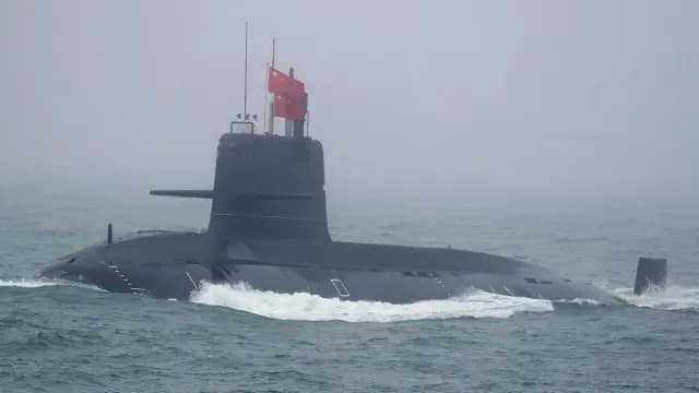 Submarino chino en el mar Amarillo