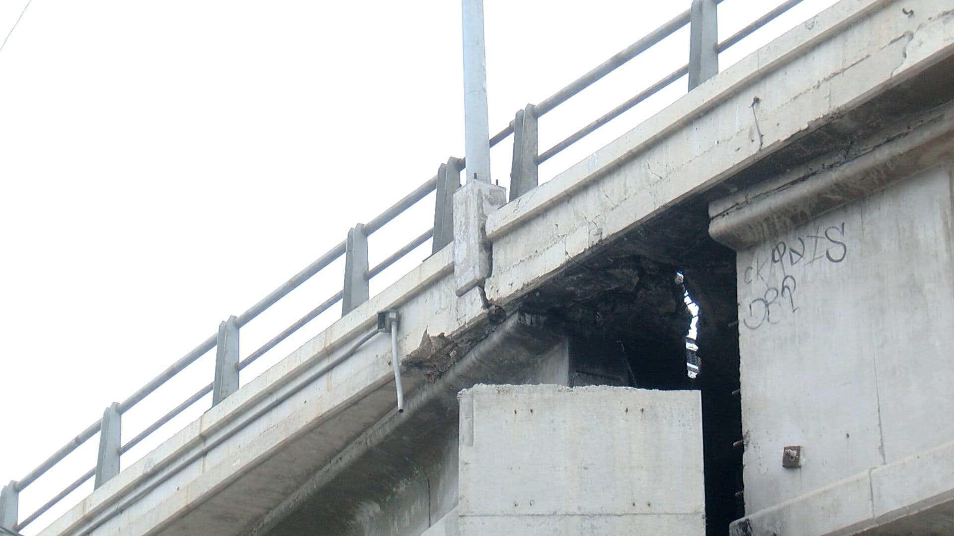 Reportan Puente El Chaparral en Tijuana Presenta Grietas y Desgaste