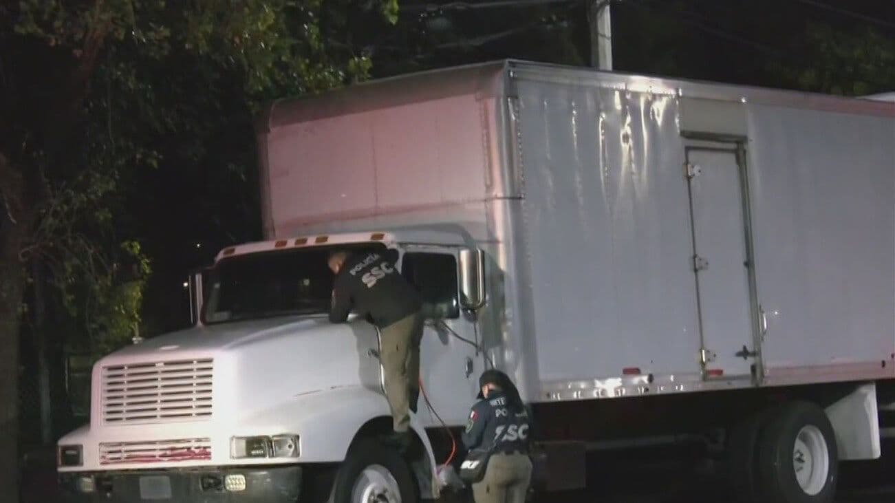 Recuperan en Azcapotzalco Camión Robado que Transportaba Medicamentos