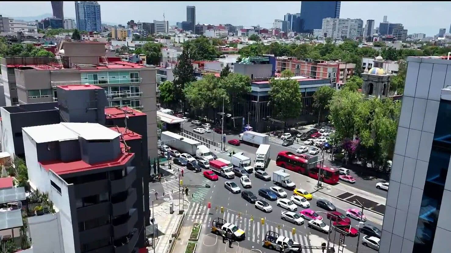 Bloqueo de la CNTE en Circuito Interior Colapsa Av. Patriotismo; Aquí las Alternativas Viales