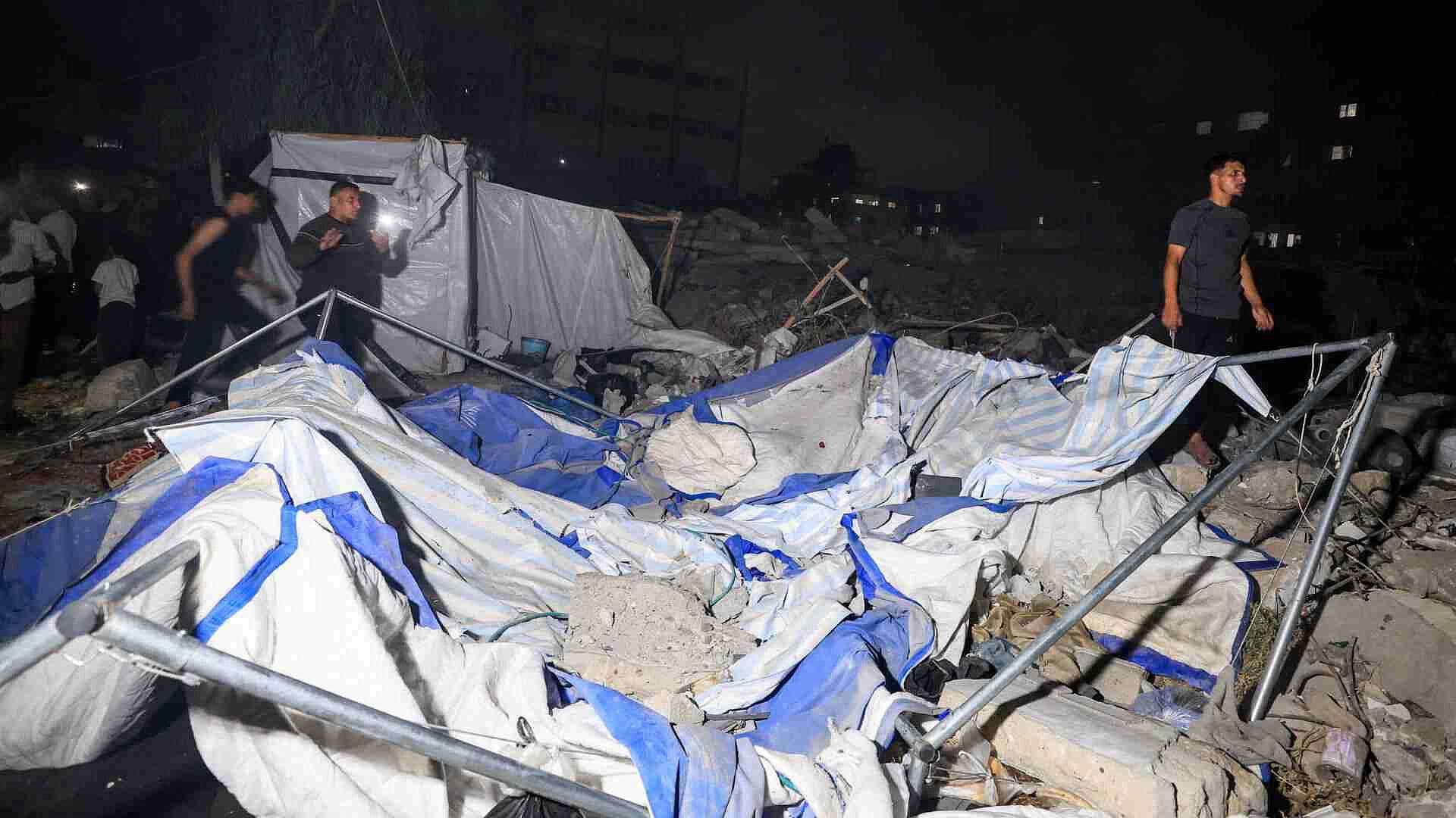Misil Israelí Alcanza Campo de Refugiados en Gaza