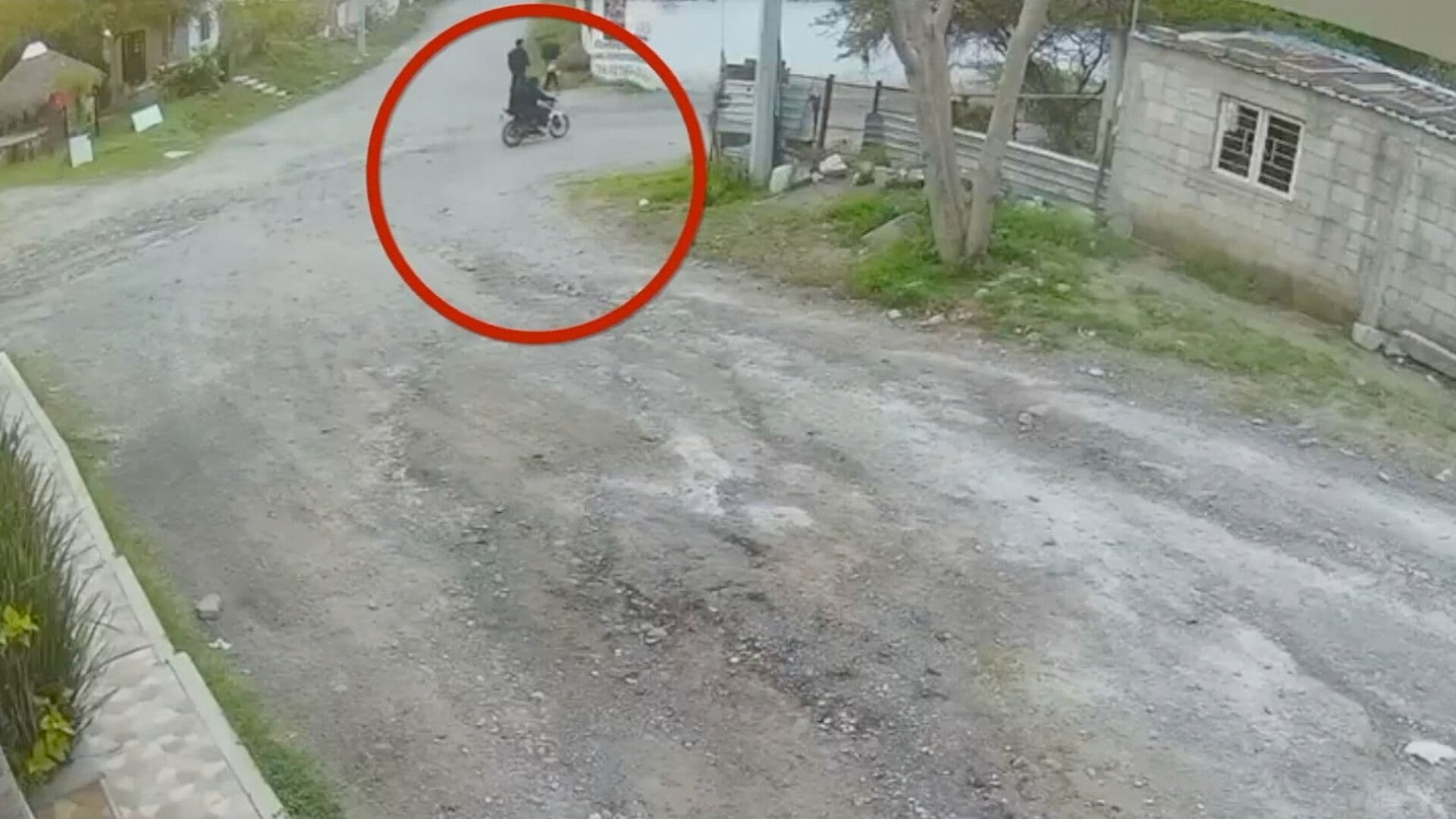 Sujetos en Motocicleta Intentaron Asaltar a Dos Personas en Junta Auxiliar de Puebla