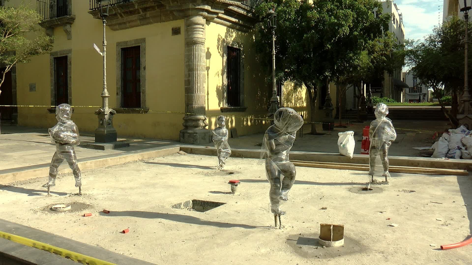 Regresa la Escultura de Los Niños Miones al Corredor Morelos del Centro Histórico de Guadalajara