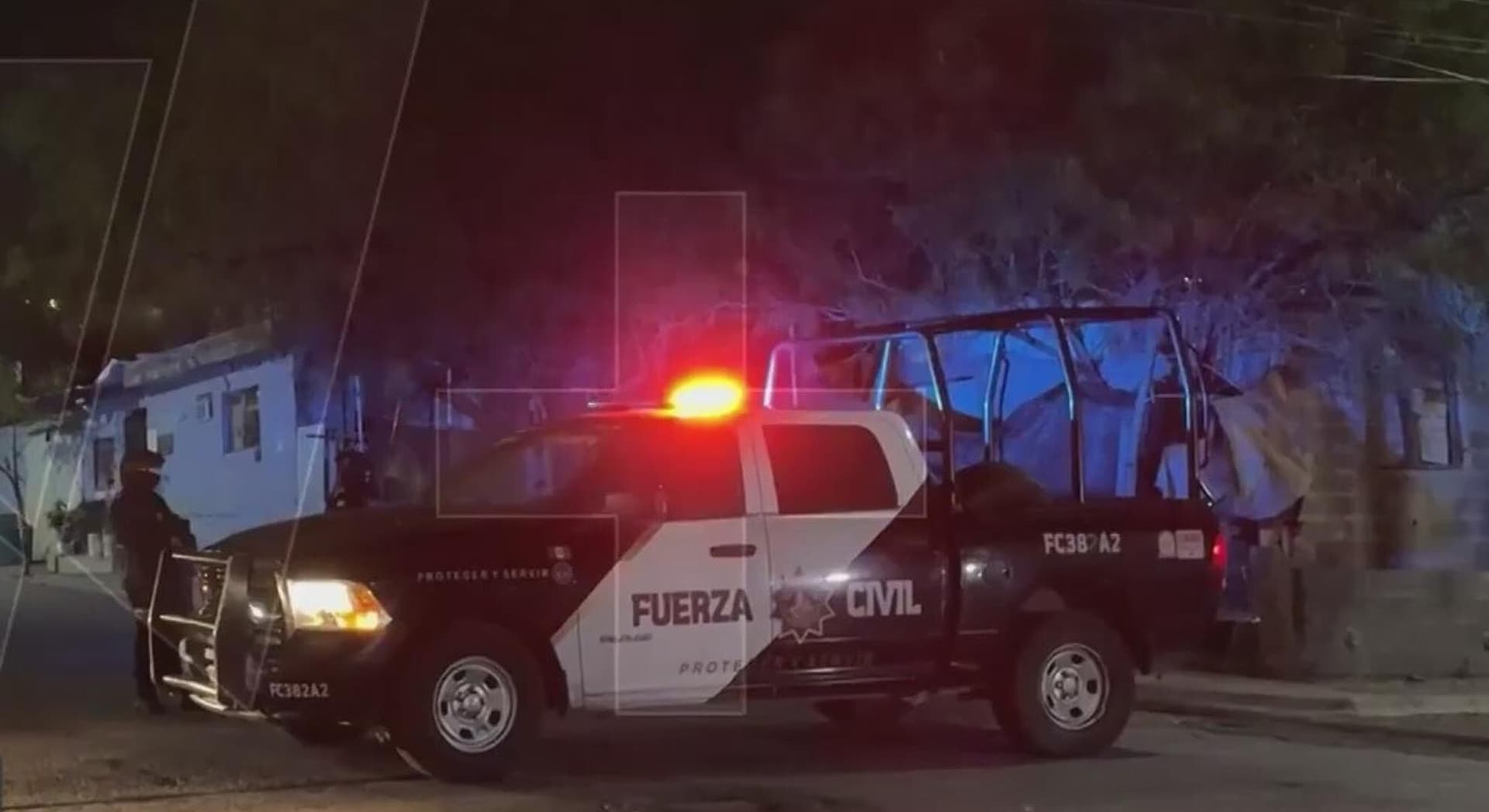 Detienen a Balazos a Presunto Delincuente en Colonia La Amistad en Monterrey