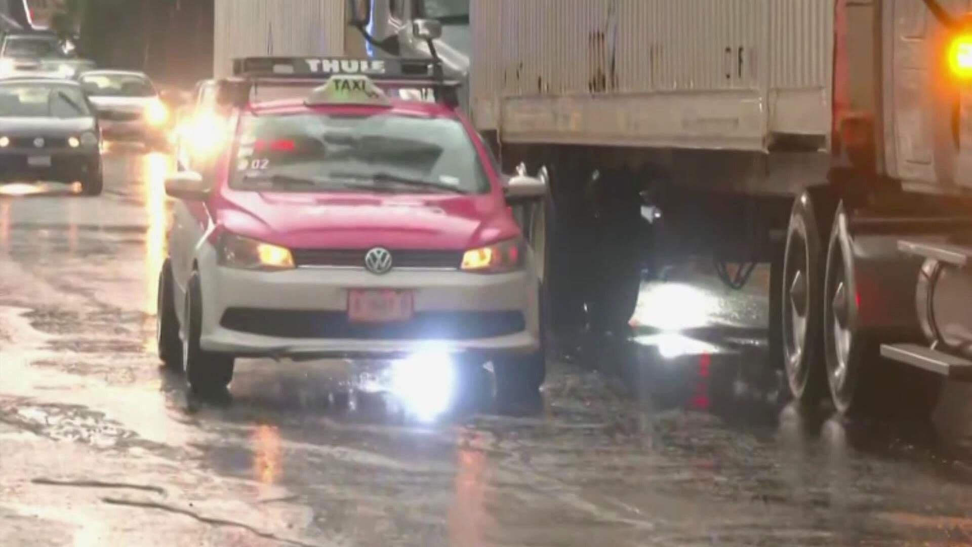 Reportan Encharcamientos en el Norte de la CDMX por Fuertes Lluvias