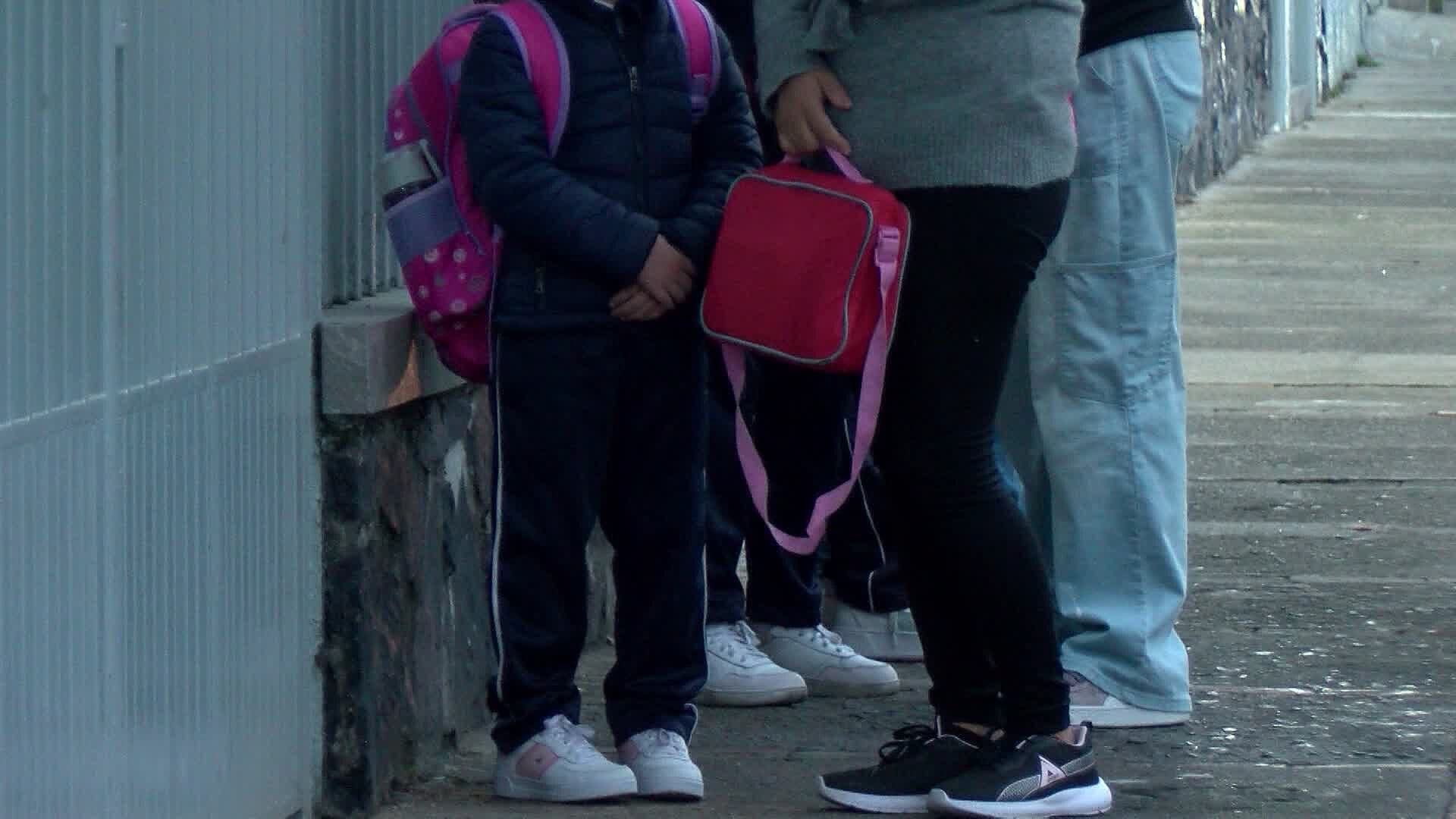 Entra en Vigor Ley para Prohibir Redes Sociales a Menores de 14 Años en Escuelas de Jalisco
