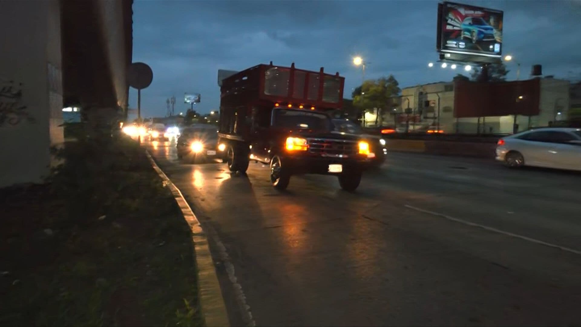 Retiran Bloqueo en Circuito Interior tras Cuatro Horas; Persiste Rezago Vehicular