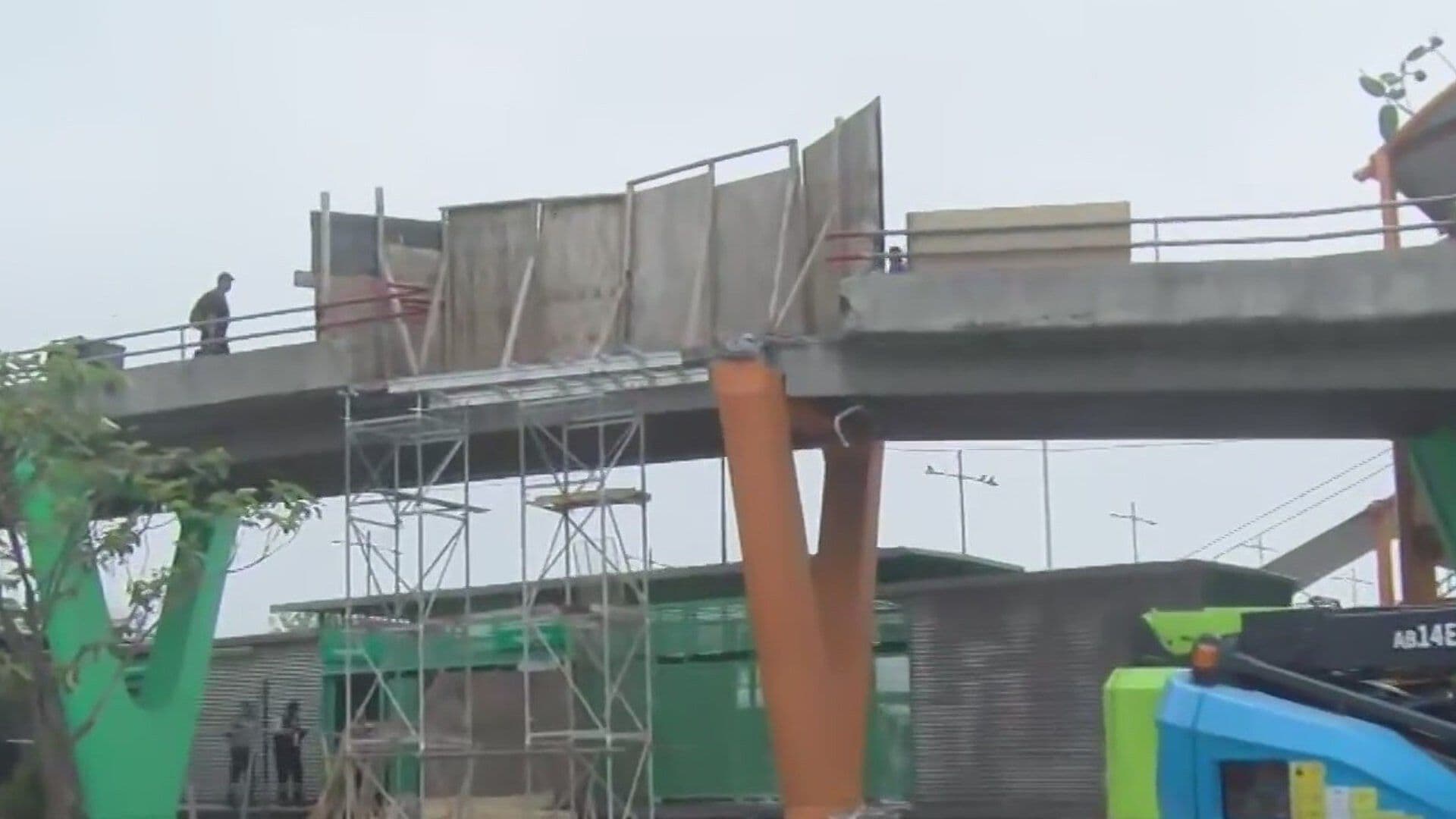Sigue Retraso en Obras en Estación Exposición en Guadalupe