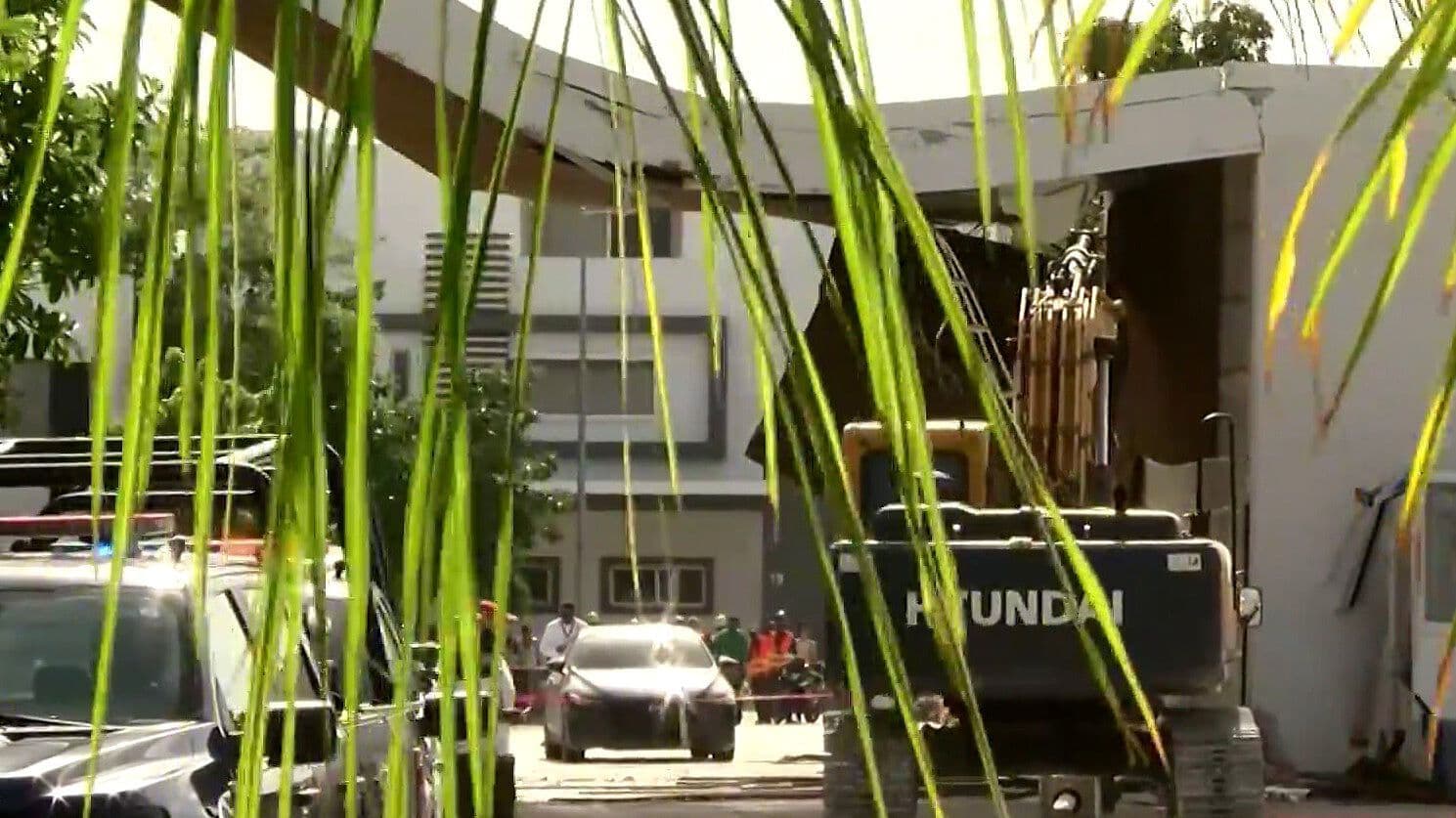Derrumbe en Acceso de Residencial en Cancún deja 2 Muertos y 7 Lesionados; Investigan Causas del Colapso