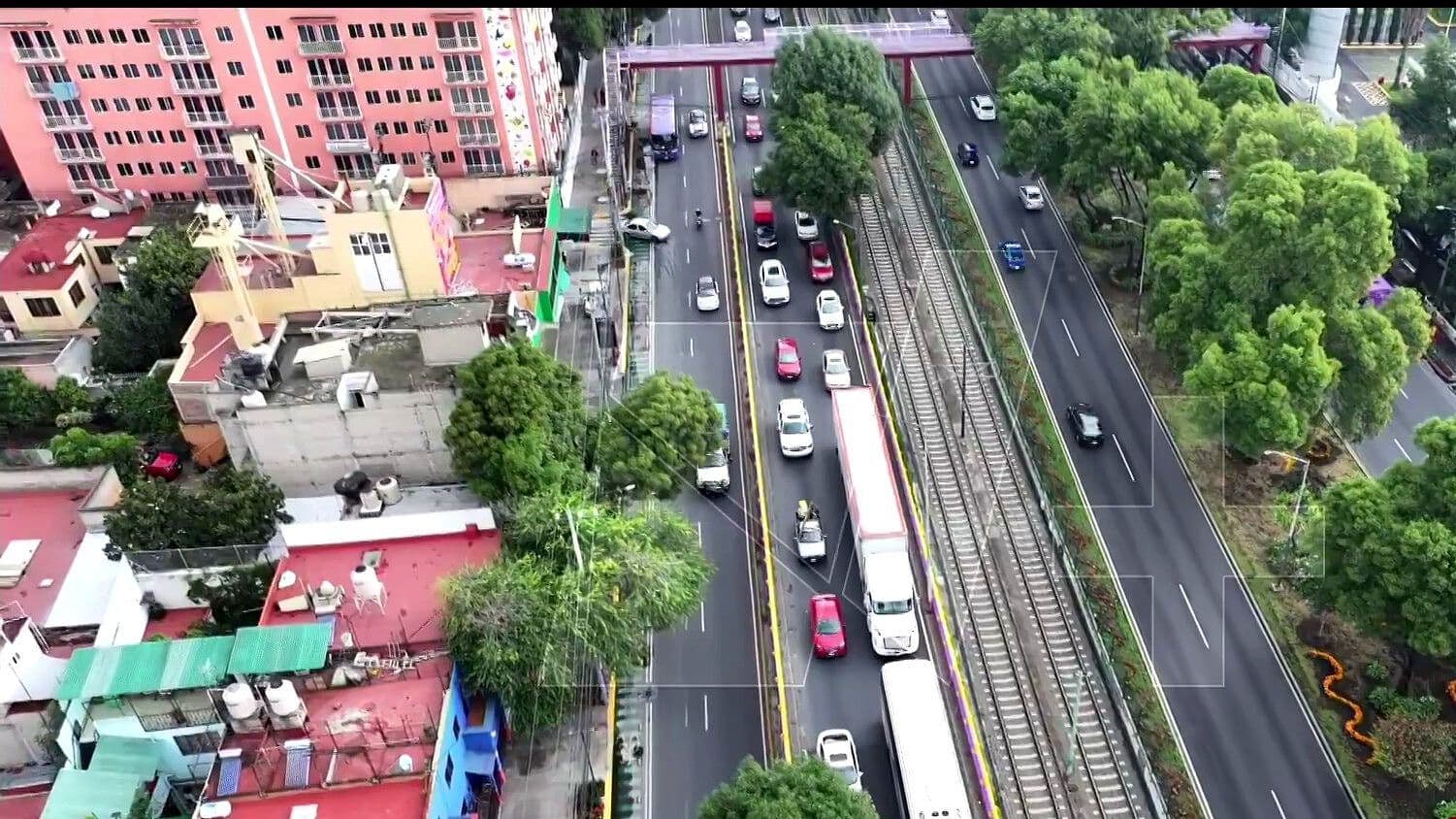 Accidente en Calzada de Tlalpan Provoca Severo Caos Vial; Así se Ve Desde el Aire