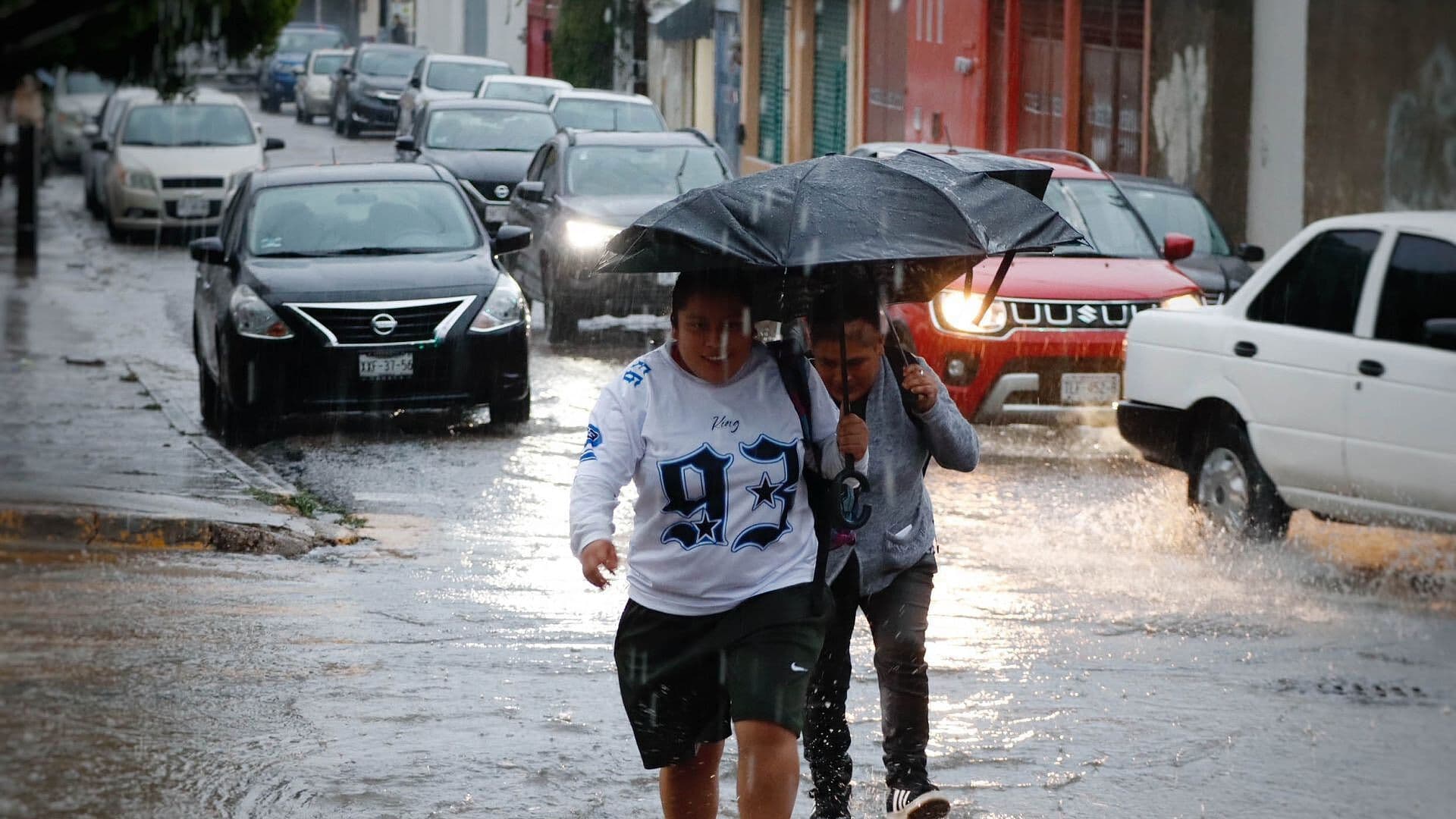 Alerta en Oaxaca por Lluvias Intensas y Posible Ciclón Tropical