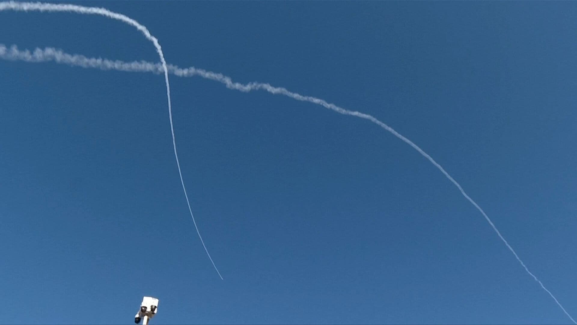 Israel Intercepta Todos los Misiles de Irán y Advierte que Fue un "Grave Error"