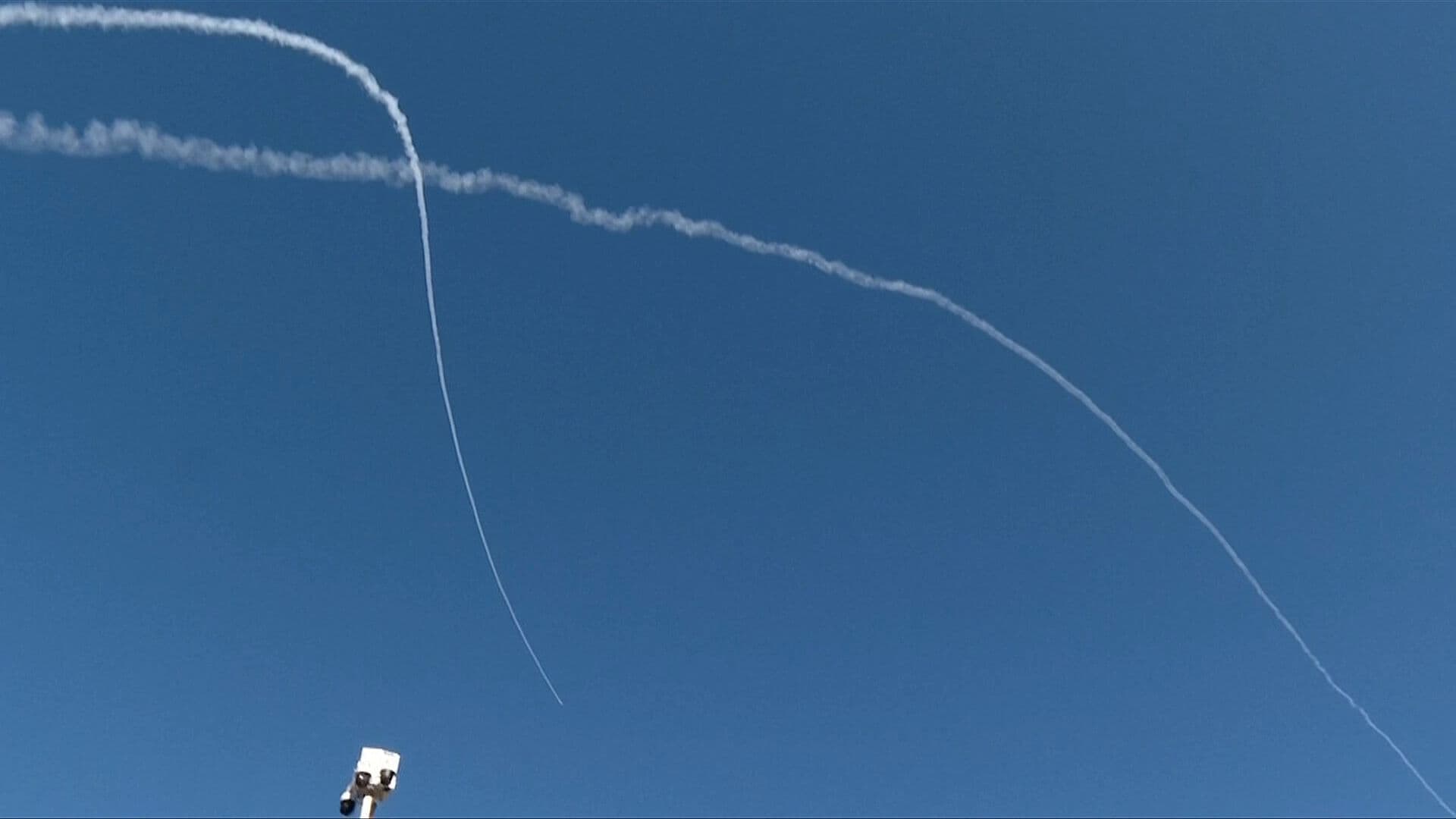 Israel Intercepta Todos los Misiles de Irán y Advierte que Fue un "Grave Error"