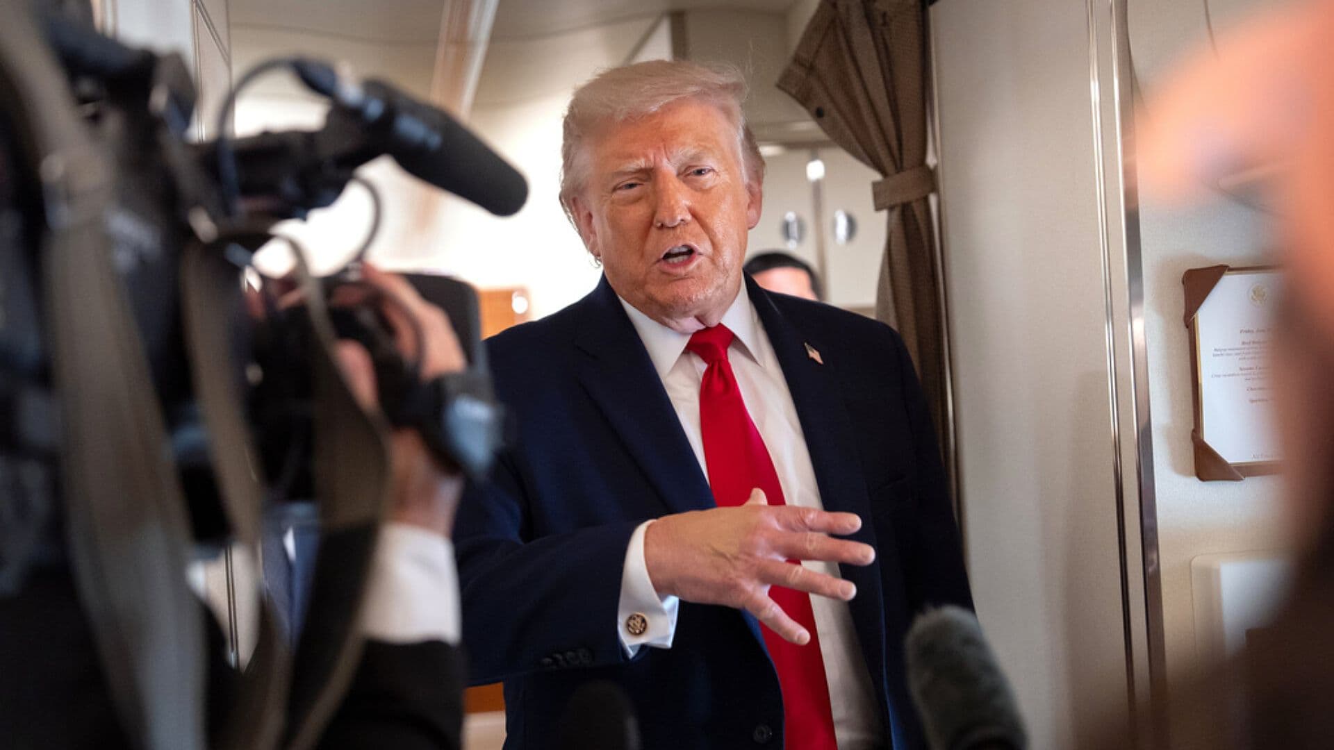 Trump Llamará a Netanyahu para Pedirle que No Responda a los Ataques de Irán