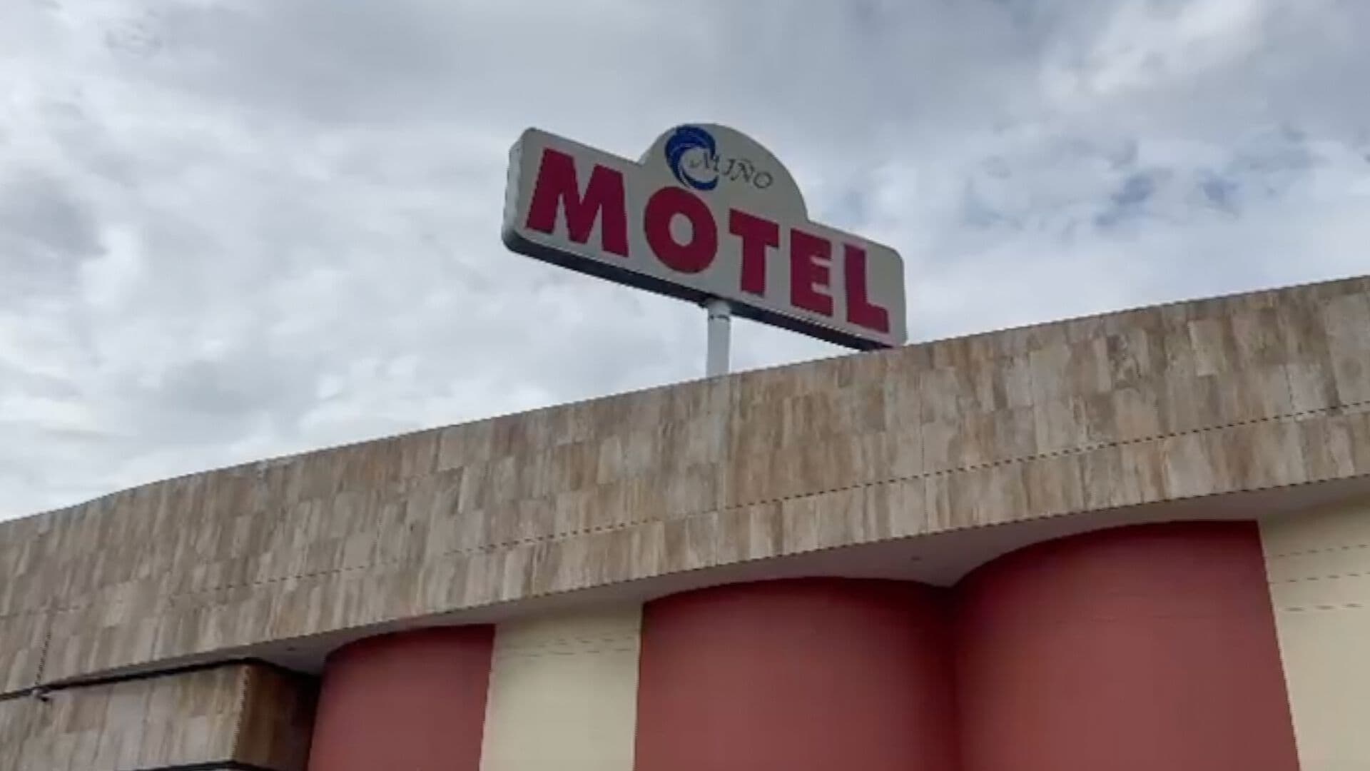 Hombre Muerto en Habitación de Motel Miño de Colonia Resurgimiento en Puebla