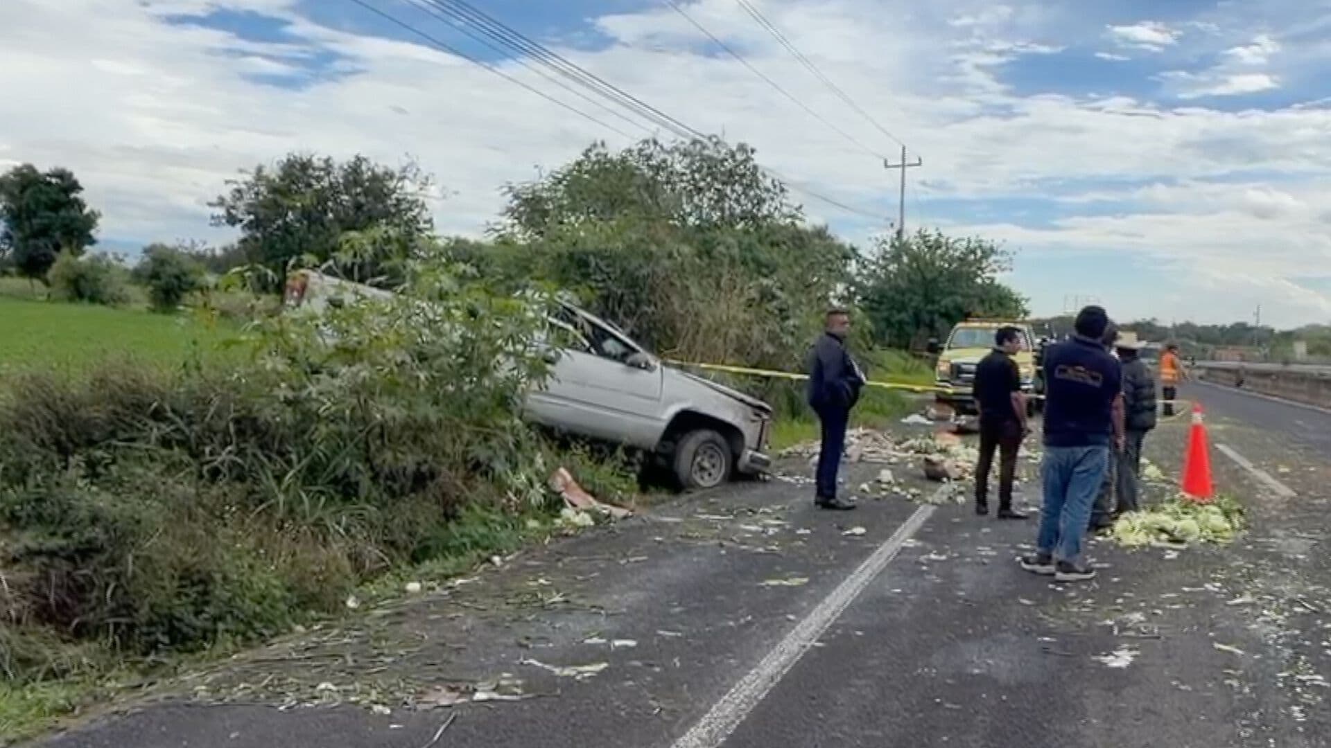 Mujer Conductora Muerta por Accidente en Carretera Izúcar de Matamoros Atlixco Puebla