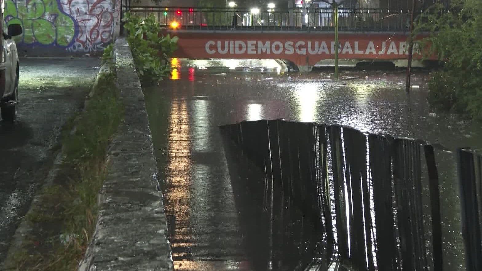 Detectan Paso a Desnivel de Carretera a Colotlán y Juan Gil Preciado como Punto de Inundación