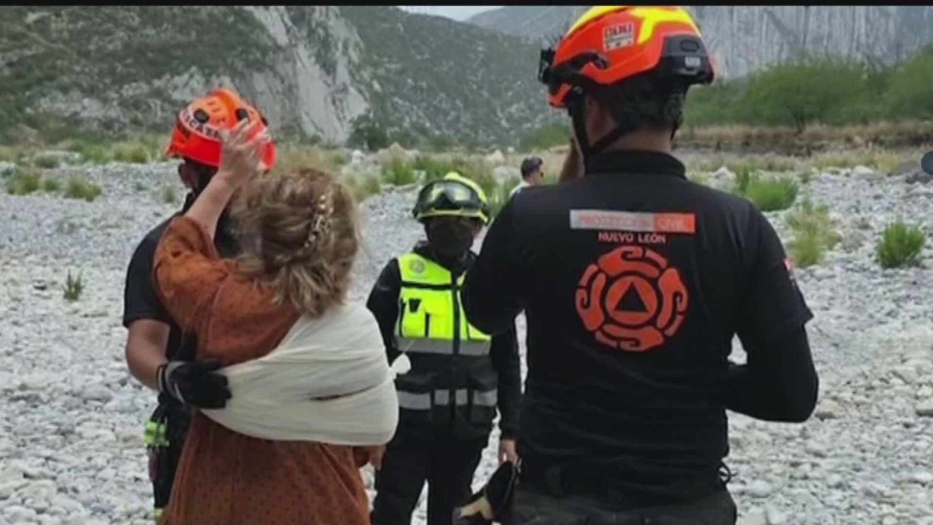 Rescatan a Adulta Mayor que Cayó en Cerro Mientras Hacía Senderismo en Nuevo León