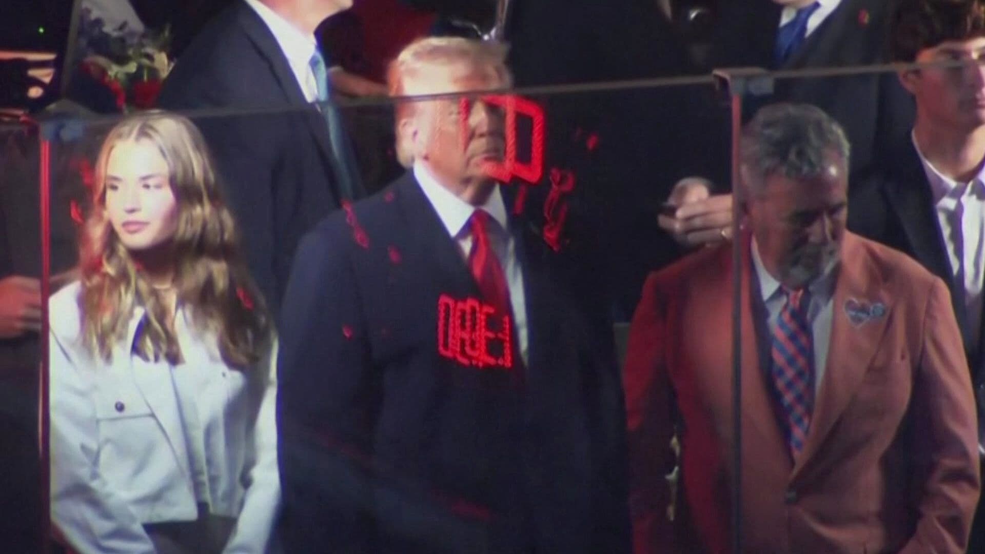 Trump Recibe Sonoro Abucheo Durante Asistencia al Tercer Juego de la Final de la NBA