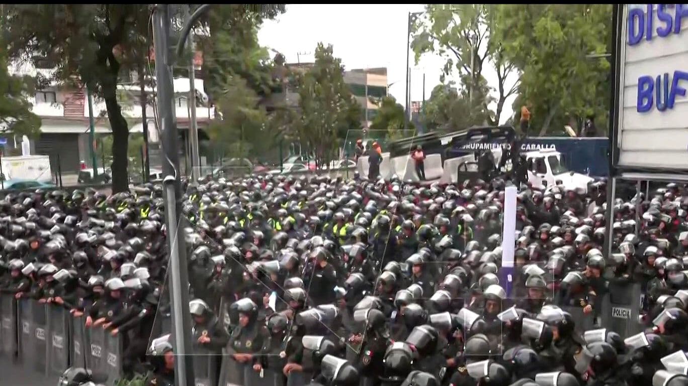 VIDEO: Así se Ve el Fuerte Operativo en Calzada de Tlalpan por Movilización de la CNTE