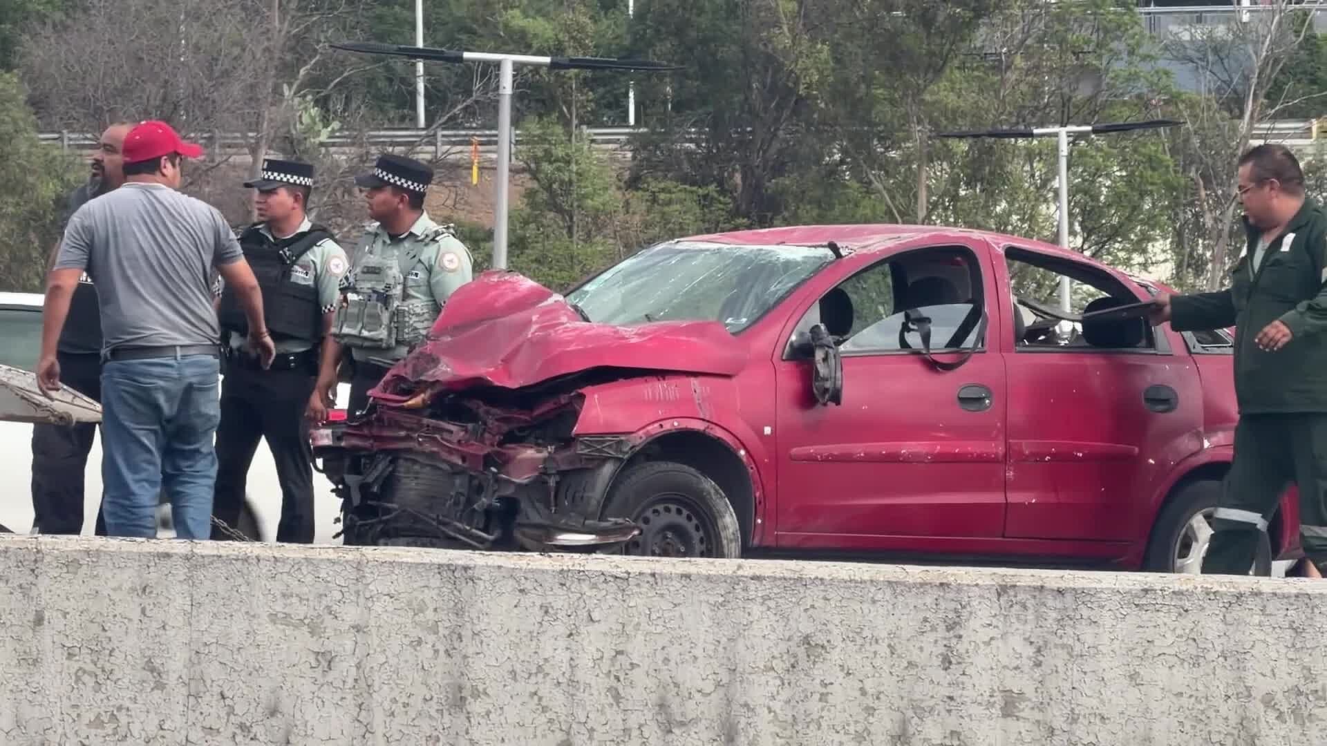 Volcadura en la Carretera 57 Deja un Lesionado en Querétaro Rumbo a la Ciudad de México
