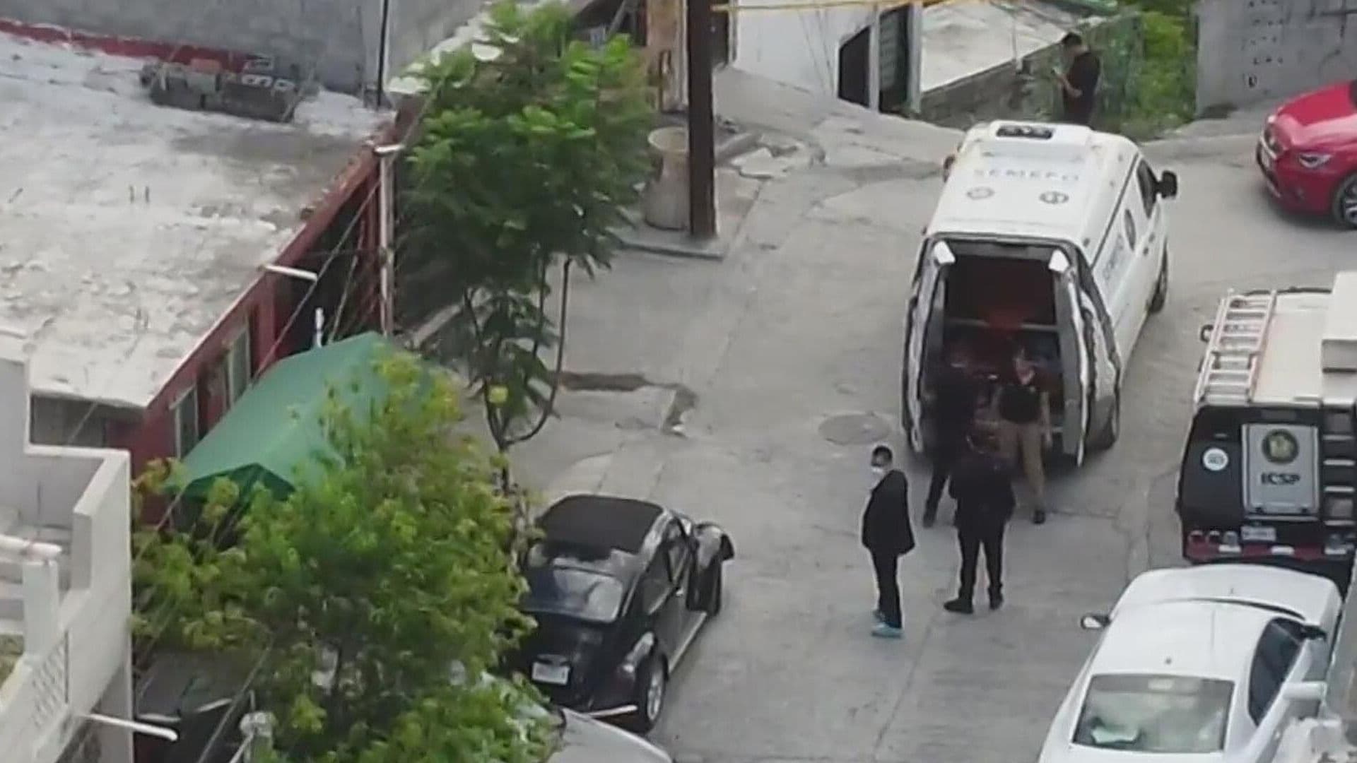 Hallan Restos Humanos Enterrados en el Patio de Casa; Hacen Segundo Cateo en Monterrey