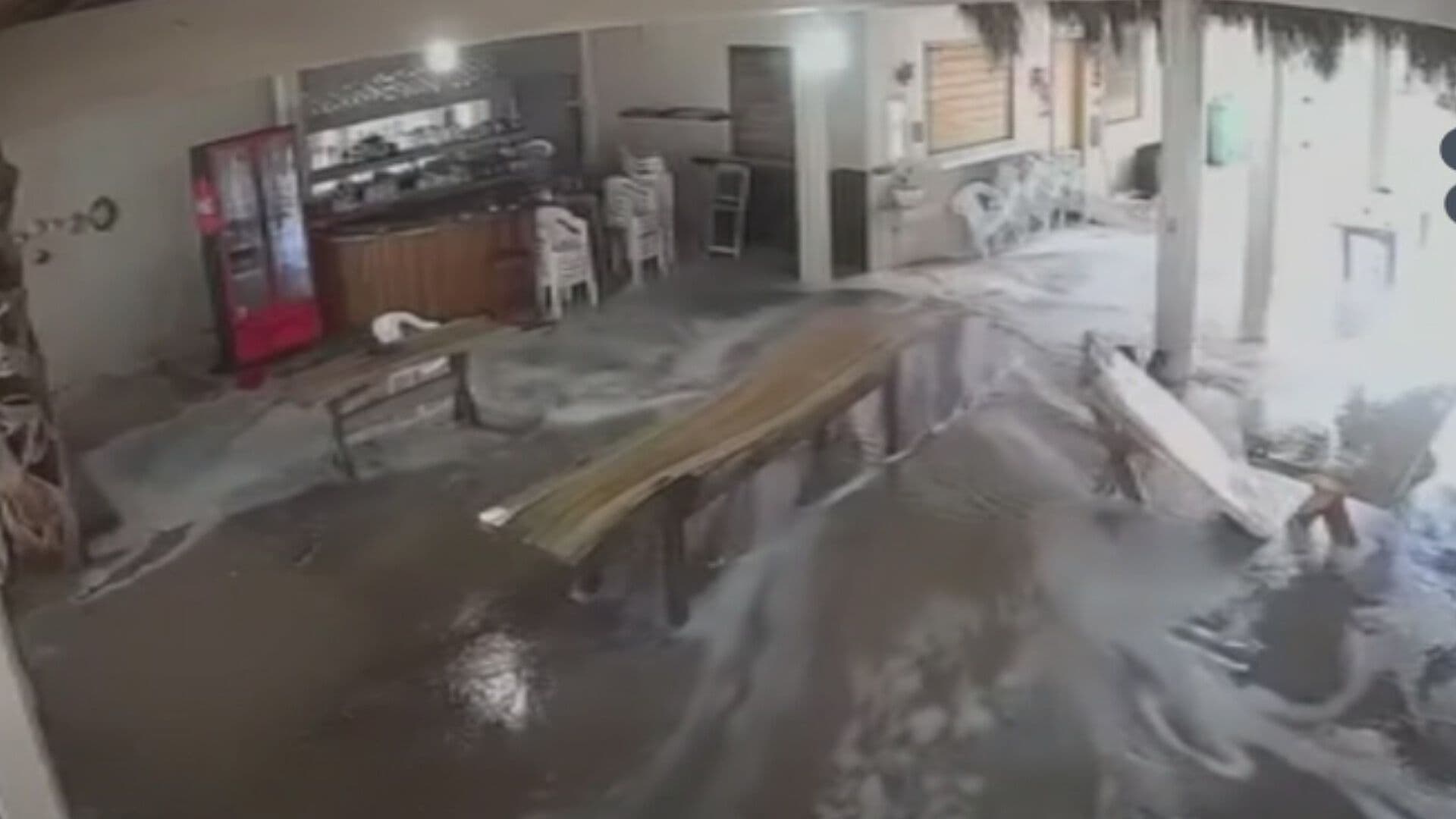 Videos Muestran el Impacto de Boris en Guerrero y Oaxaca; Fuertes Lluvias Golpearon los Estados
