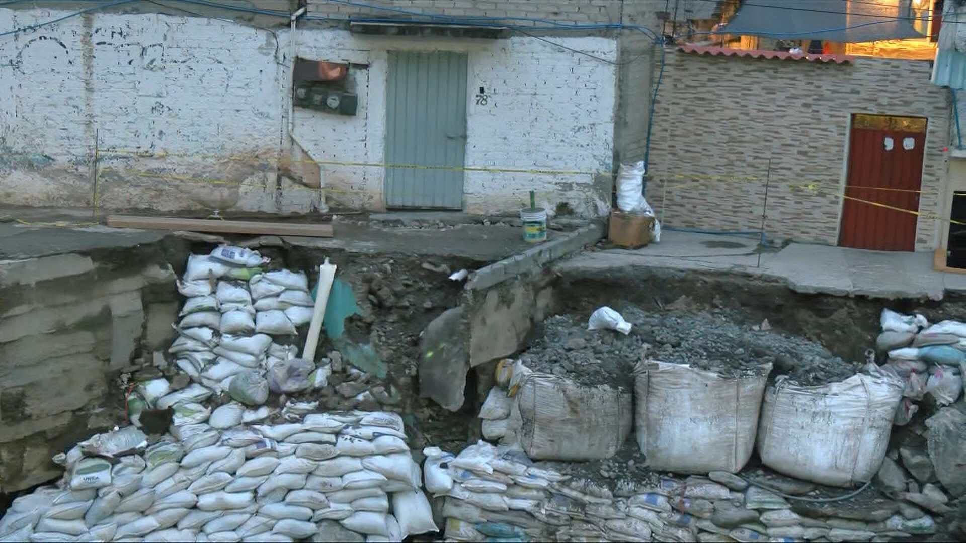 Vecinos Denuncian que sus Casas Están en Riesgo por Desborde del Río Hondo, en Naucalpan