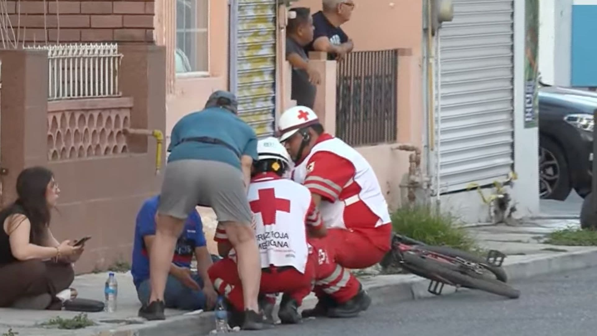 Ciclista es Atropellado en Calle Washington en Centro de Monterrey, NL