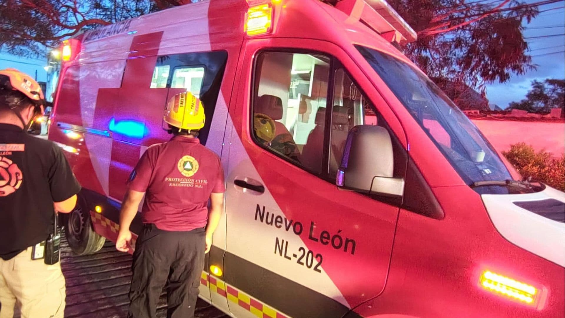Hospitalizan a Hombre tras Incendio en Casa en Escobedo, Nuevo León