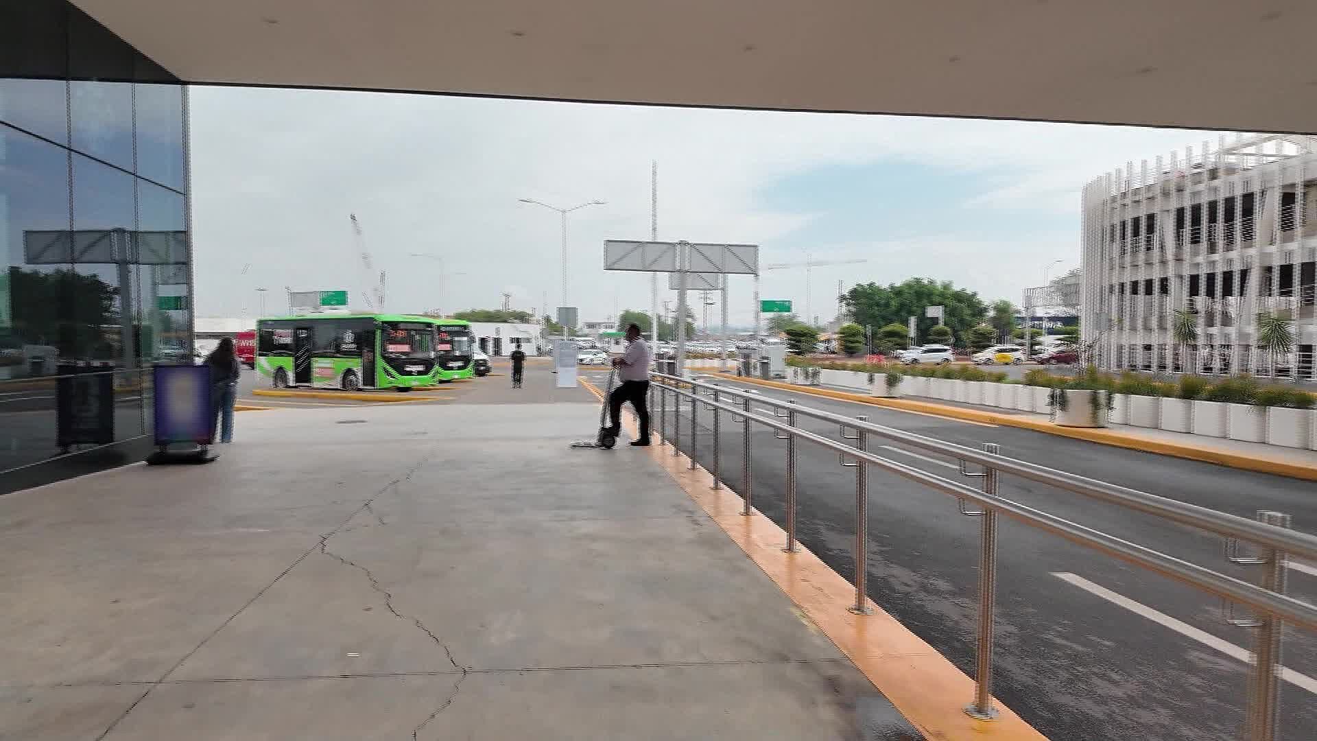 ¿Cómo Solicitar Taxi de Plataforma en la Zona del Aeropuerto Internacional de Guadalajara?