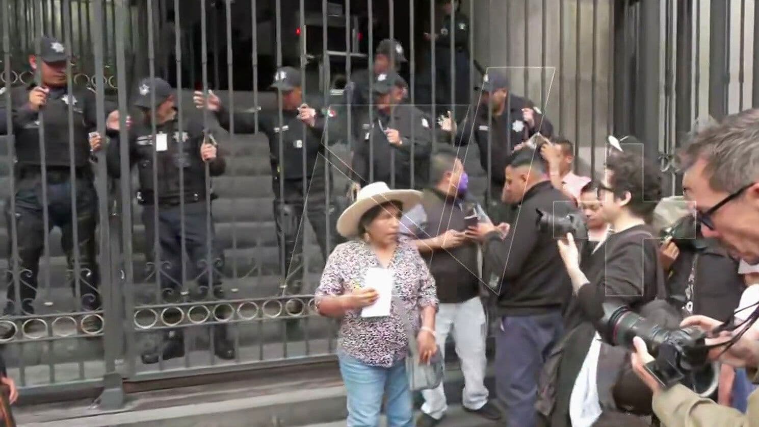 CNTE Ingresa a Segob para Cuarta Mesa de Diálogo; Definirán Próximas Acciones