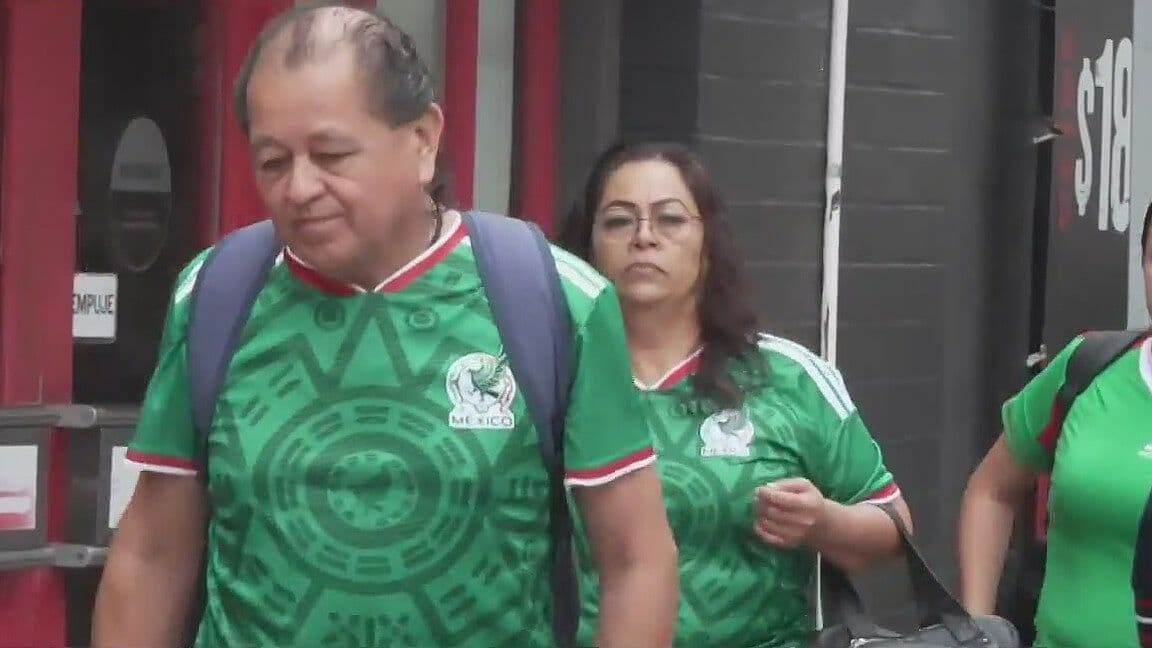 Fanáticos Se Ponen la Verde Previo al Partido Inaugural de la Justa Internacional