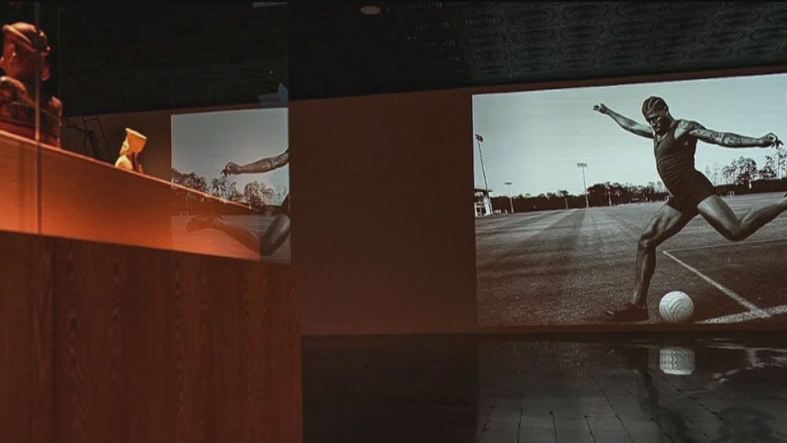 Viernes de Cultura con Julio Patán: Exposición 'Futbol 2026. Annie Leibovitz'