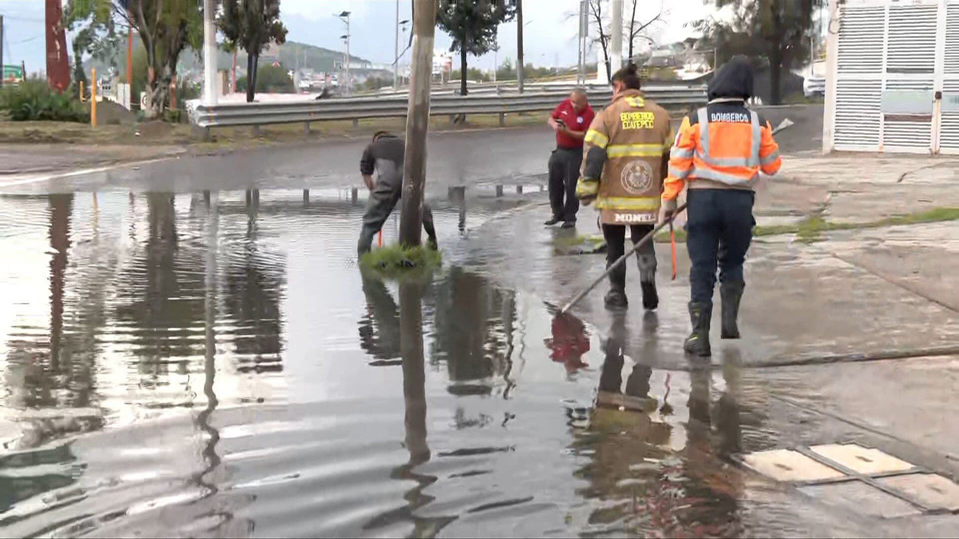 Aguacero en Ecatepec Deja Afectaciones en la Vía Morelos Hoy 12 de Junio