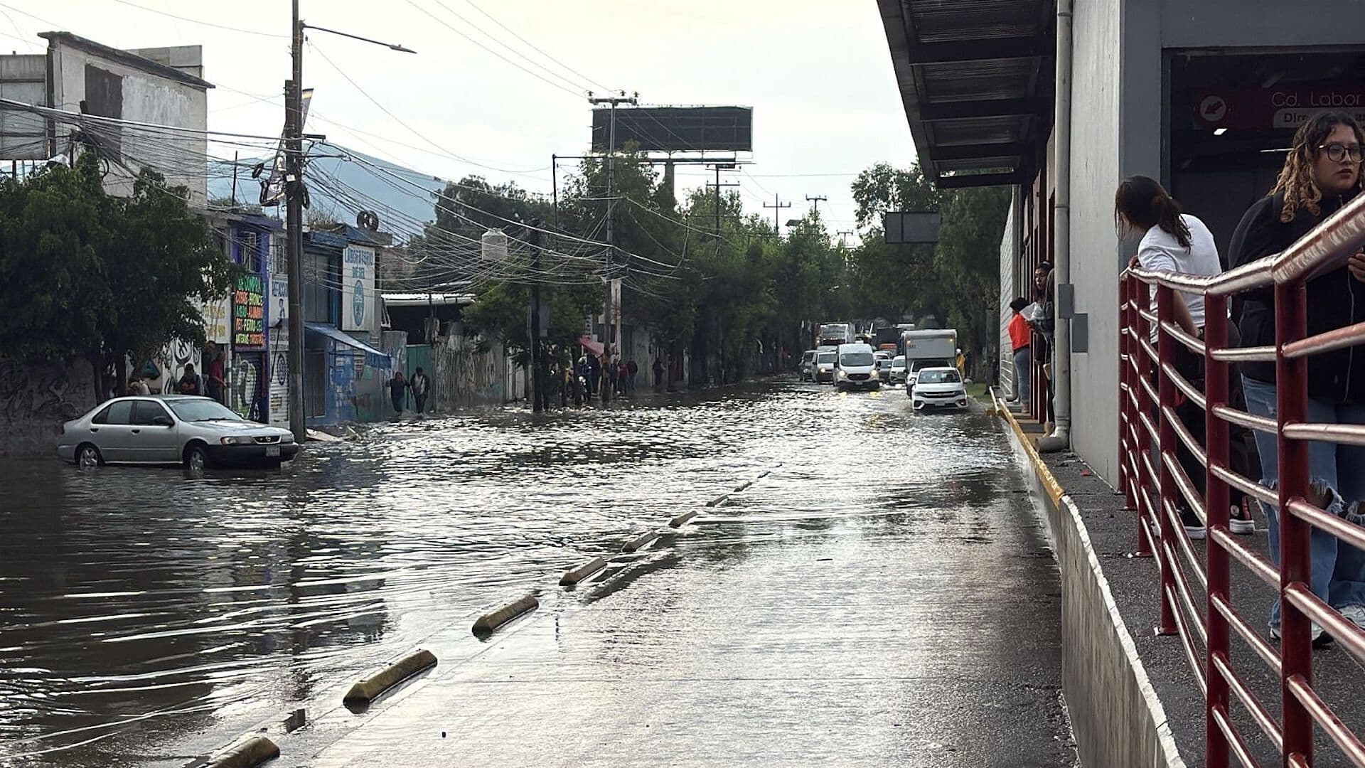Lluvias Afectan la López Portillo a la Altura de la Bandera en el Edomex