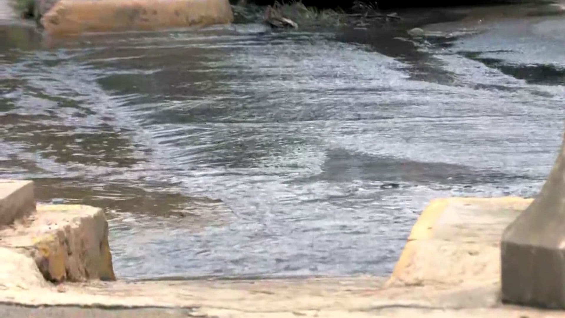 Se Desperdicia Agua Potable por Más de 5 Horas en la Alcaldía Álvaro Obregón, CDMX