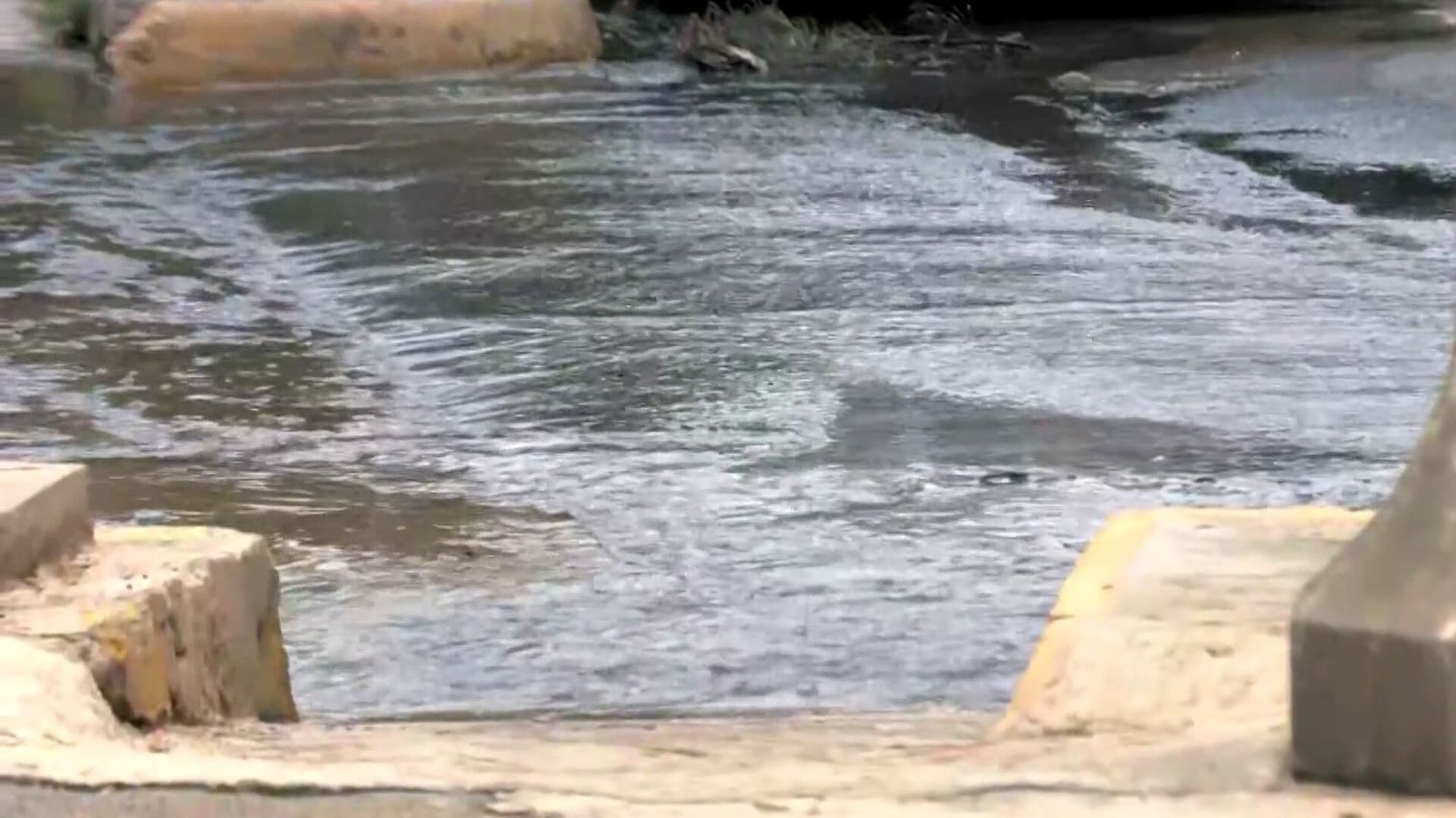 Se Desperdicia Agua Potable por Más de 5 Horas en la Alcaldía Álvaro Obregón, CDMX