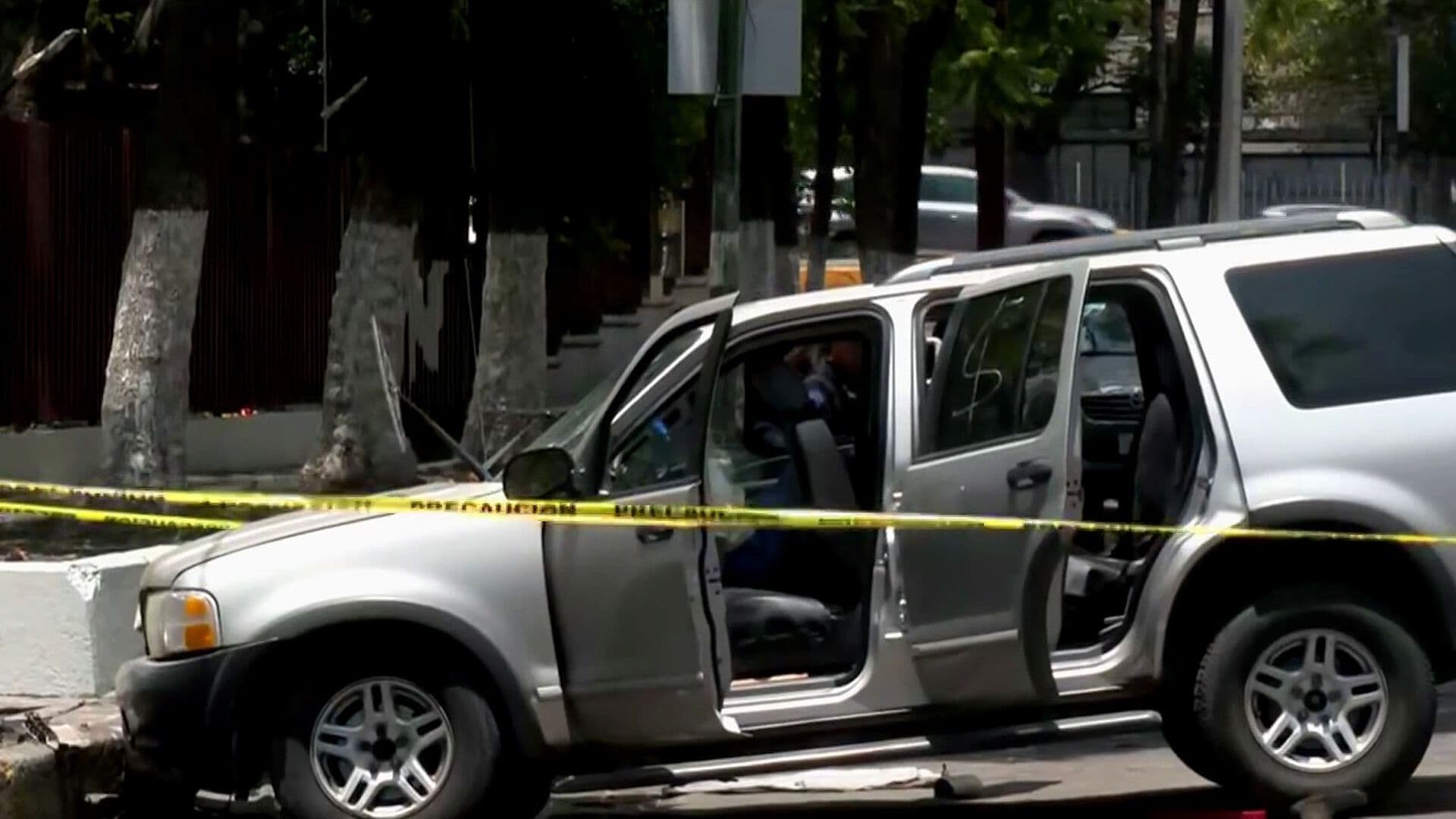 Mujer Perdió la Vida Tras Impactar Camioneta en Casco de Santo Tomás, CDMX