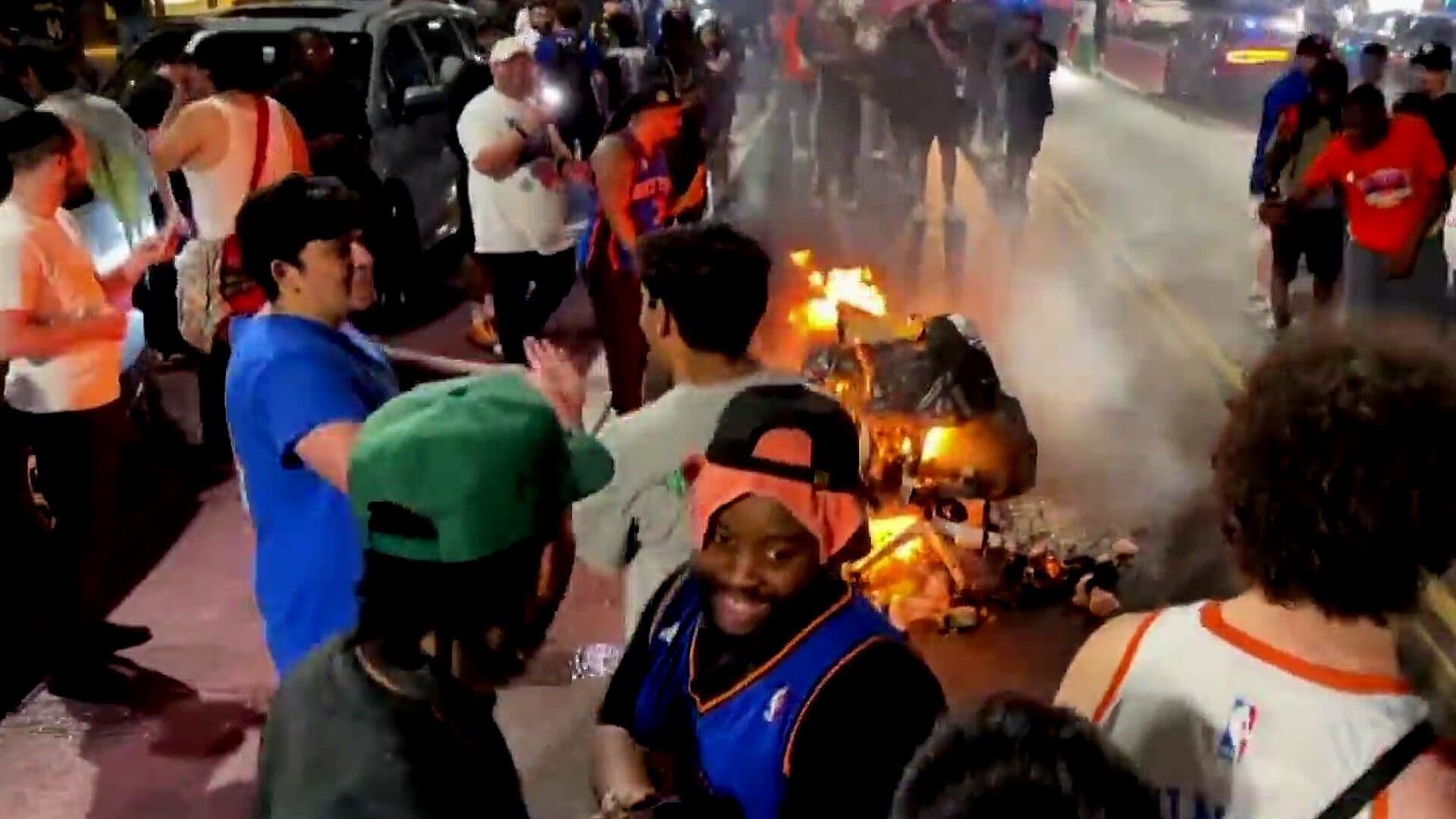 Euforia y Disturbios en Nueva York Tras Triunfo de los Knicks en la NBA