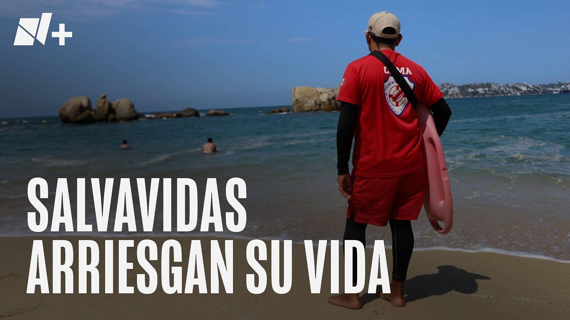 Salvavidas, Arriesgan su Vida por los Turistas